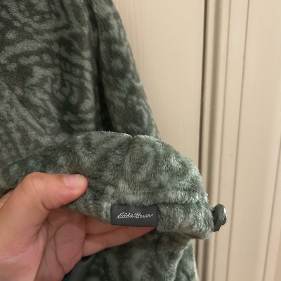 Vintage Eddie Bauer Green Patterned Super Soft Fleece Jacket - Picture 5 of 7